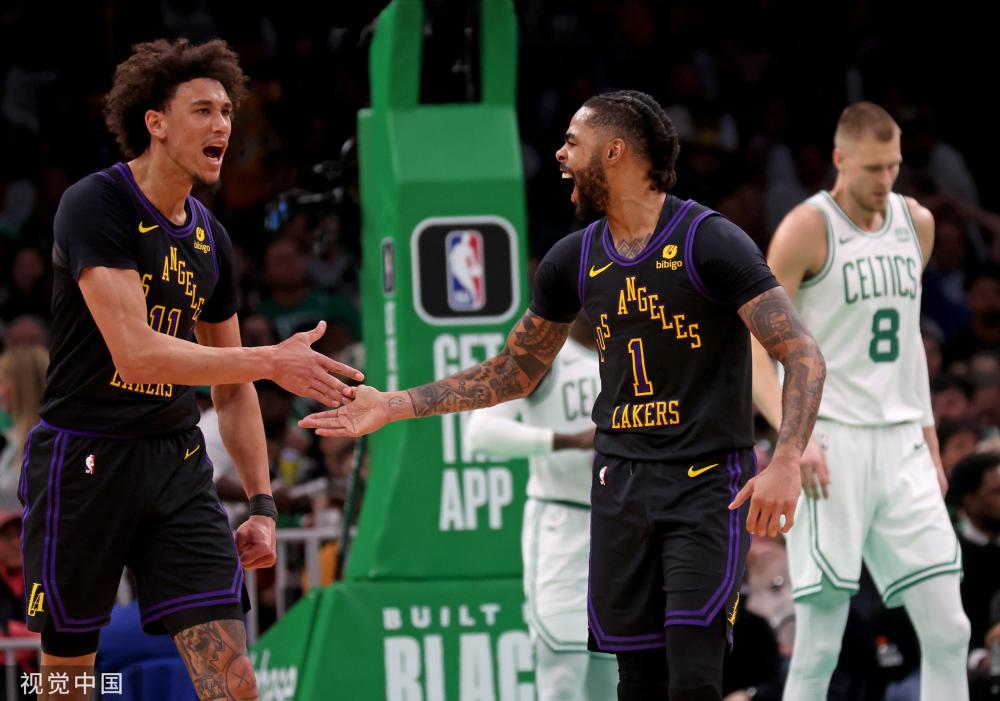 由于赛场助 由于赛场助