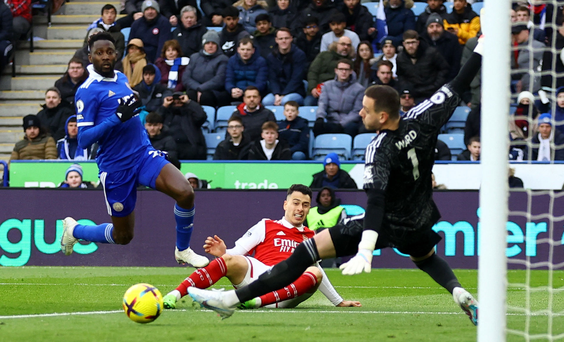 表現和爭議 表現和爭議